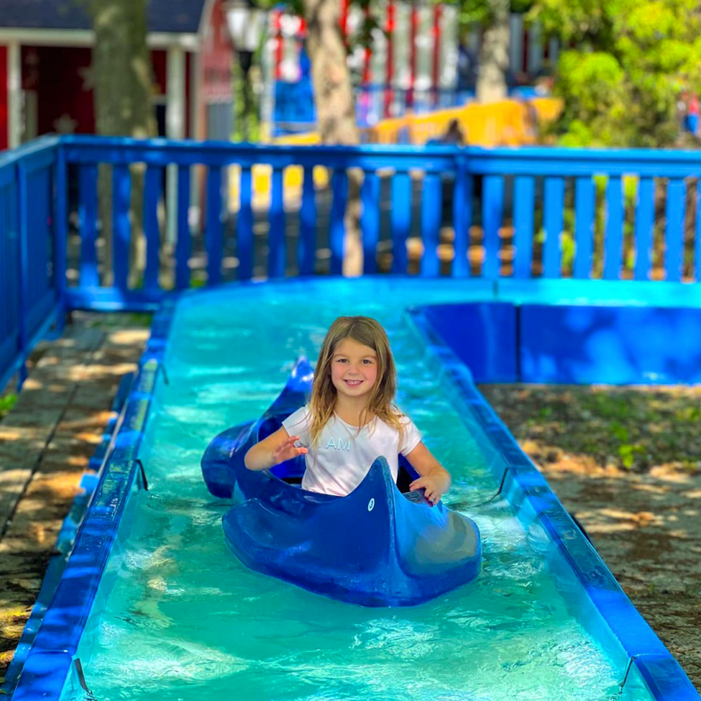 HoliBlogger Stephanie's daughter in Tippecanoes.